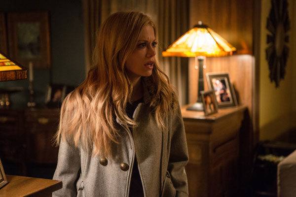 Adalind (Claire Coffee) doesn't deal well with the loss of her daughter in 'Nobody Knows The Trubel I've Seen'