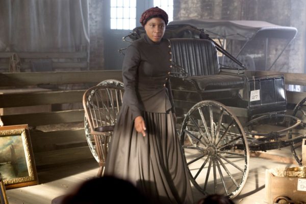 Still of Aisha Hinds in Underground "Minty"